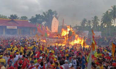 Festival Bakar Tongkang 2025, Bukti Nyata Harmonisasi Persaudaraan Lintas Etnis Di Provinsi Riau