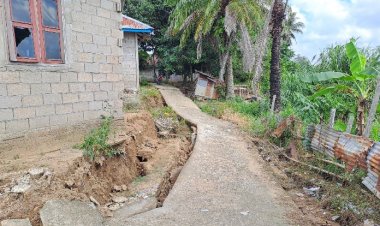 Diterjang Abrasi,  Rumah Dan Jalan Warga Pasir Kemilu Terancam Hanyut