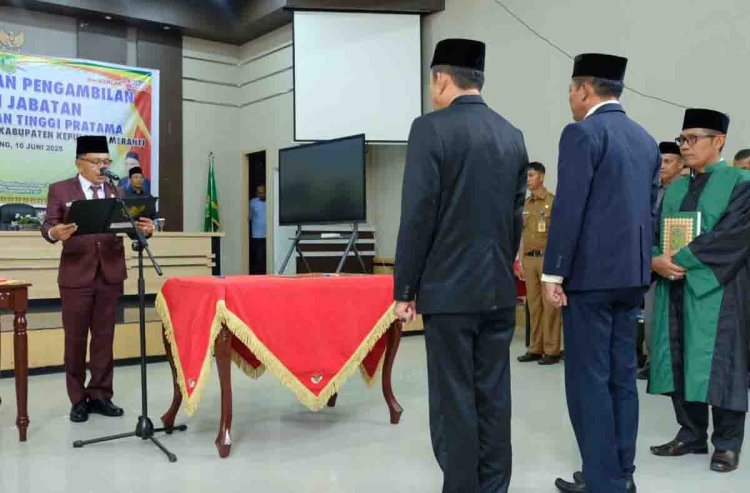 Dorong Semangat Baru Dalam Pelayanan Publik, Bupati Meranti Lantik Dua Kepala OPD