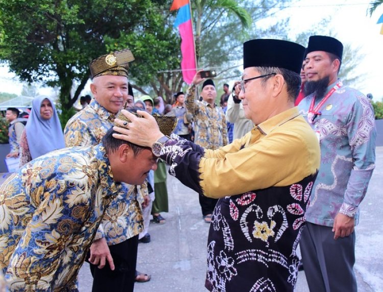 Sambutan Hangat Negeri Junjungan Untuk Kafilah MTQ Riau Ke-43, Kompang Bertalu, Tanjak Terpasang