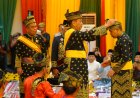 LAMR Nobatkan Datuk Seri Setia Amanah Kepada Gubernur Riau Abdul Wahid