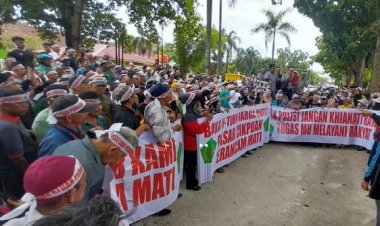 Tuntut U-Turn Kembali Dibuka, Ratusan Pedagang Pasar Cik Puan Demo Di Mapolda Riau