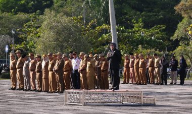 Pimpin Apel Perdana ASN Pemkab Siak,  Afni Zulkifli Tegaskan Disiplin Dan Pelayanan Sebagai Nafas Pengabdian
