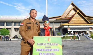 Apresiasi Perannya Dalam Promosi Budaya Pacu Jalur, Gubernur Riau Jadikan Rayyan Arkan Dikha Duta Pariwisata