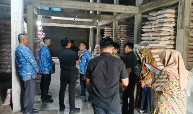 Gelar Inspeksi Mendadak, Disperindag UKM Temukan 5 Merek Beras Nasional Oplosan Beredar Di Kepulauan Meranti