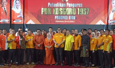 Pelantikan Pengurus PDK Kosgor 1957, Agung Laksono Beri Sinyal SF Hariyanto Akan Pimpin Golkar Riau