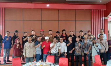 Demi Bangun Opini Publik Yang Objektif, Wabup Rokan Hulu Gelar Sarapan Dan Ngopi Bersama Insan Pers