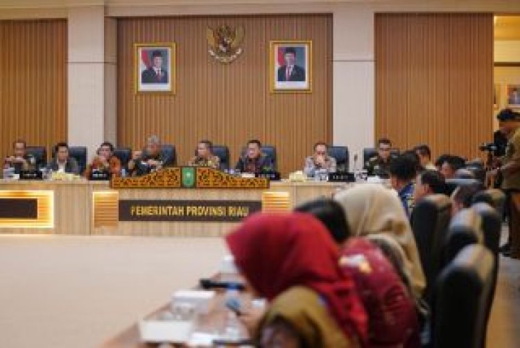 Rapat Bersama BAM DPR RI, Pemprov Riau Tegaskan Relokasi TNTN Hanya Untuk Warga Asli Bukan Bawaan Cukong