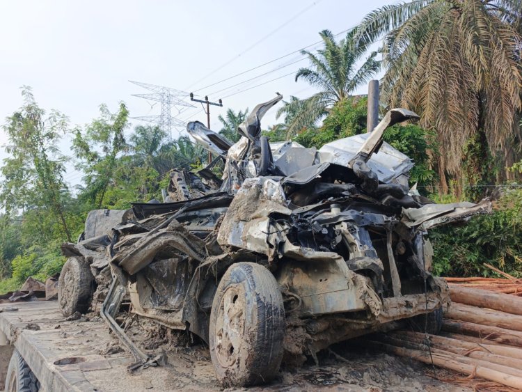 Kecelakaan Maut Terjadi Di Jalintim Pelalawan, 5 Orang Pengendara Dinyatakan Meninggal Dunia