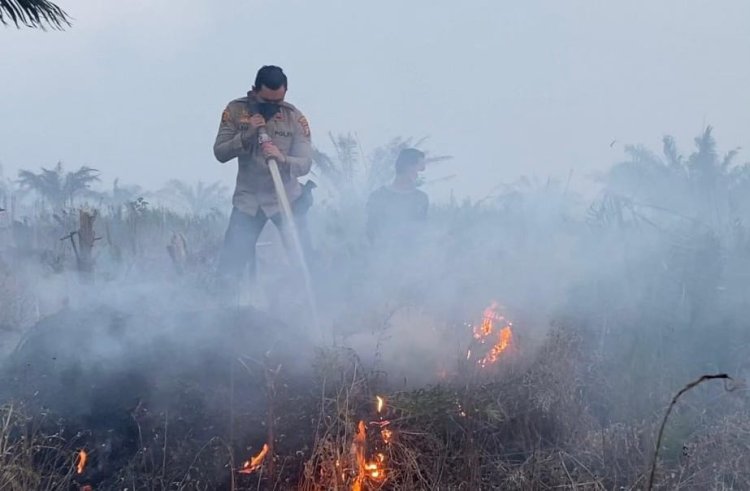 Perkuat Satgas Darat Karhutla Di Riau, BNPB Gelontorkan Intensif Personel Rp165.000/hari