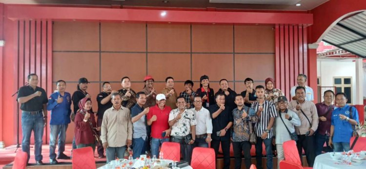 Demi Bangun Opini Publik Yang Objektif, Wabup Rokan Hulu Gelar Sarapan Dan Ngopi Bersama Insan Pers