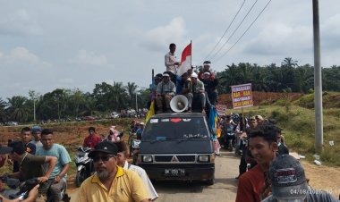 Tuntut Pengembalian Lahan Dan Dana Kompensasi, Ribuan Warga Siabu Geruduk PT Ciliandra Perkasa