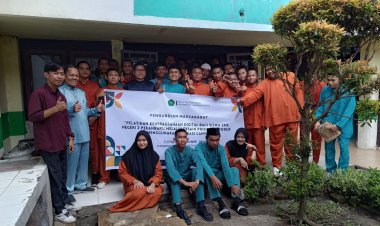 Kembangkan Ide Usaha Sejak Dini, Fakultas Pertanian Unilak Gelar Pelatihan Desain Produk Bagi Siswa SMKN 2 Pekanbaru