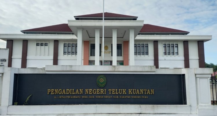 Terbukti Sandera Petugas Penertiban Hutan, Mantan Anggota DPRD Kuansing Divonis 1 Tahun Penjara