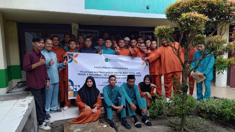 Kembangkan Ide Usaha Sejak Dini, Fakultas Pertanian Unilak Gelar Pelatihan Desain Produk Bagi Siswa SMKN 2 Pekanbaru
