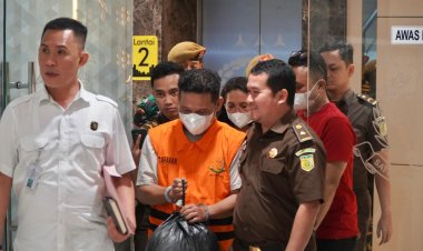 Ditetapkan Sebagai Tersangka Korupsi Dana PI 10 Persen, Mantan Dirut BUMD Rohil Ditangkap Kejati Riau
