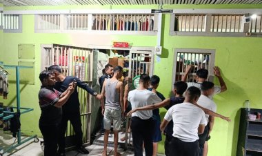 Gelar Razia Kamar Hunian, Lapas Kelas IIA Pekanbaru Temukan Barang Terlarang