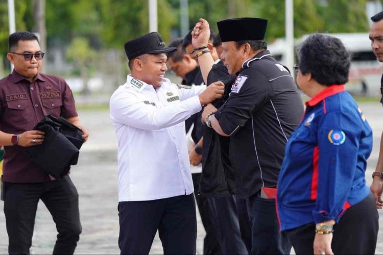 Gelar Apel Kebangsaan Pekerja Buruh, Pemprov Riau Luncurkan Satgas PHK