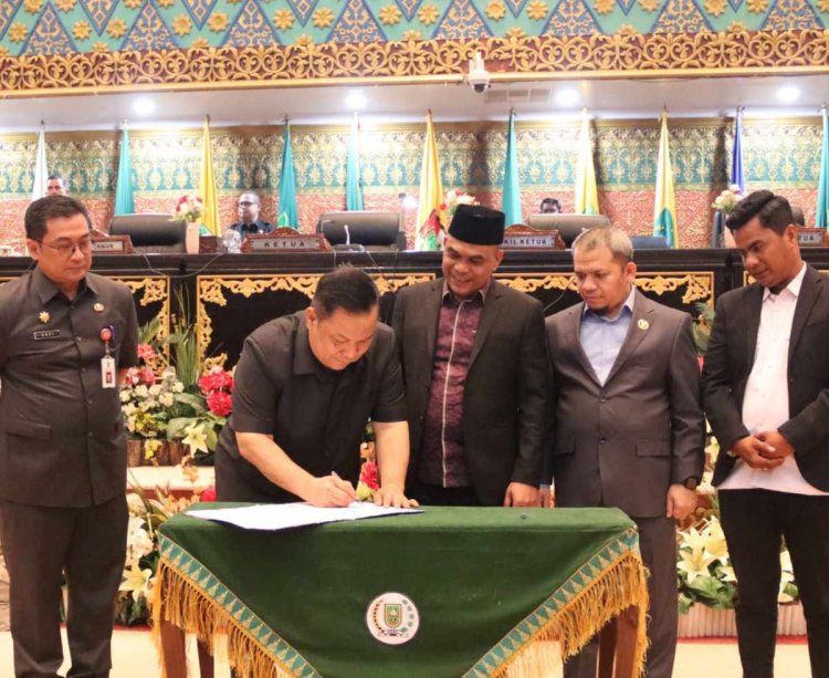 Kondisi Ekonomi Riau Membaik Sepanjang 2025, Plt Gubernur Sampaikan Nota Pengantar Ranperda APBD 2026