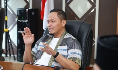 Cegah Warga Kurang Mampu Luput Dari Bantuan Sosial, Agung Nugroho Minta Kepala Dinsos Kerja Hingga Tengah Malam