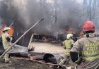 Diduga Korsleting Listrik, Gudang Bibit Sawit Dan Solar Di Pekanbaru Terbakar Hebat
