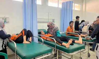 Jenguk Pelajar Korban Ambruknya Cagar Budaya, Pemkab Siak Tutup Sementara Museum Tangsi Belanda