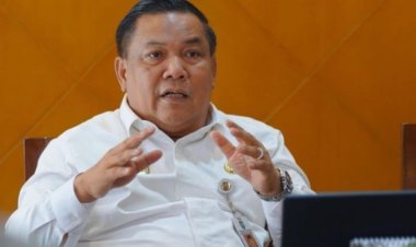 Diduga Langgar Mekanisme Prosedural, SF Hariyanto Ingatkan Kabid SMA Disdik Riau Soal Disiplin Birokrasi