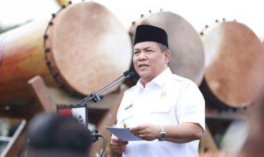 Sambut Ramadhan Dengan Hati Bersih, SF Hariyanto Meriahkan Tradisi Petang Belimau Di Tepian Sungai Siak