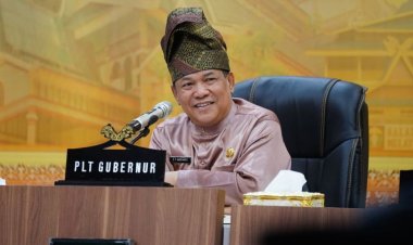 Lanjutkan Visi Riau Bedelau, SF Hariyanto Ajak Masyarakat Doakan Gubernur Nonaktif Abdul Wahid