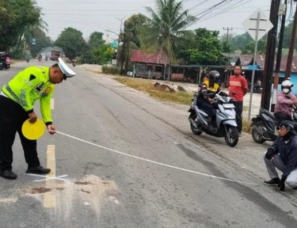Kecelakaan Maut Di Jalan Bangkinang Km 34, IRT Kampar Tewas Terlindas Truk