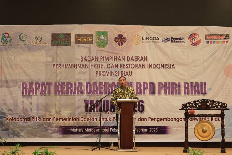 Hadiri Rakerda II BPD PHRI Riau, Dinas Pariwisata Optimistis Kunjungan Wisatawan Meningkat Tahun 2026