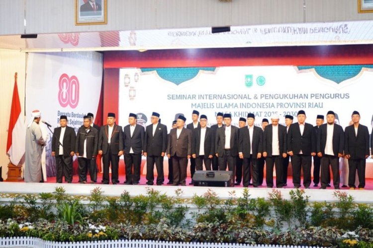 Fokus Pembinaan Umat Dan Harmoni Sosial, Pengurus MUI Riau Masa Khidmat 2025–2030 Resmi Dikukuhkan