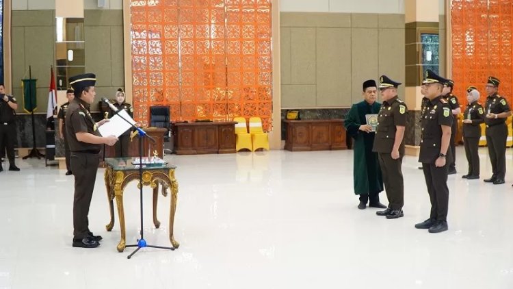 Perkuat Integritas Di Bulan Ramadhan, Kajati Riau Ambil Sumpah Asintel Baru Dan Kajari Rokan Hilir