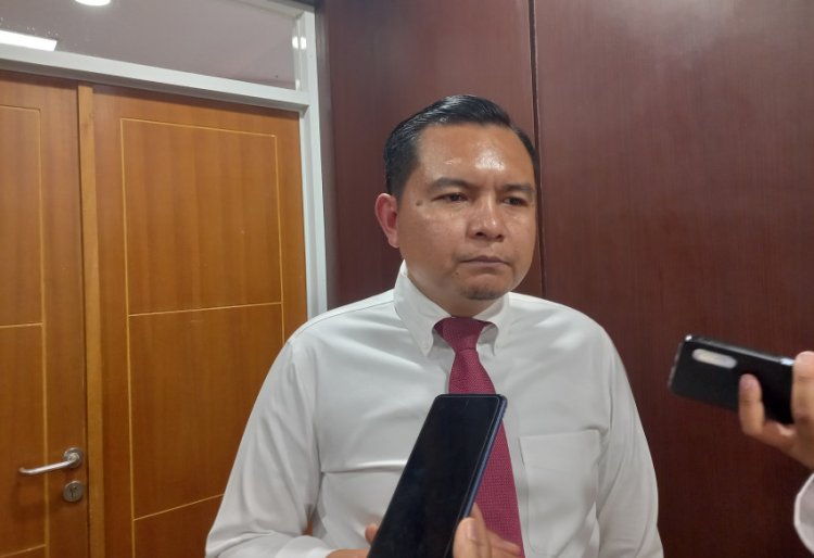 Dongkrak PAD 2026, Pemko Pekanbaru Terjunkan Lima Tim Sikat Potensi Pajak Di Malam Hari