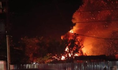 Aspol Sisingamangaraja Pekanbaru Terbakar Lagi, Lima Rumah Dinas Ludes Terbakar