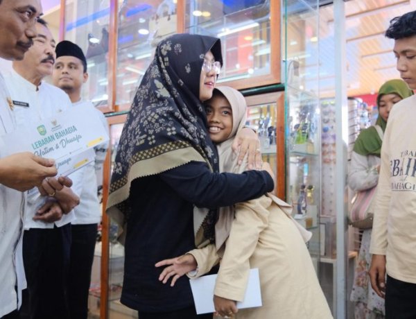 Bawa Kebahagiaan Jelang Lebaran, Baznas Siak Ajak 28 Anak Yatim Belanja Kebutuhan Hari Raya