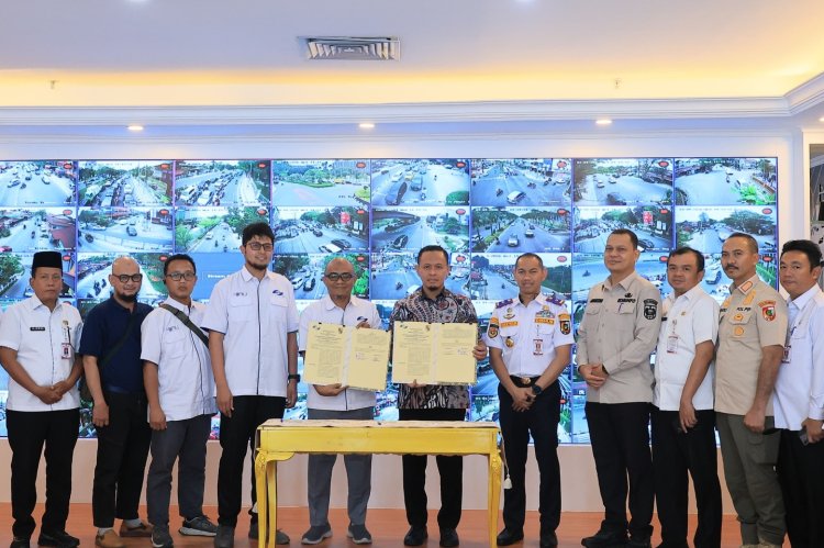 Teken MoU Bersama APJII, 1.000 Titik WiFi Gratis Siap Menyala Di Pekanbaru