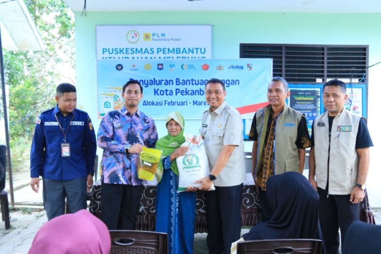 Program Bantuan Pangan RI, 63 Ribu Warga Pekanbaru Dapat Beras 20 Kg Dan Minyak Goreng