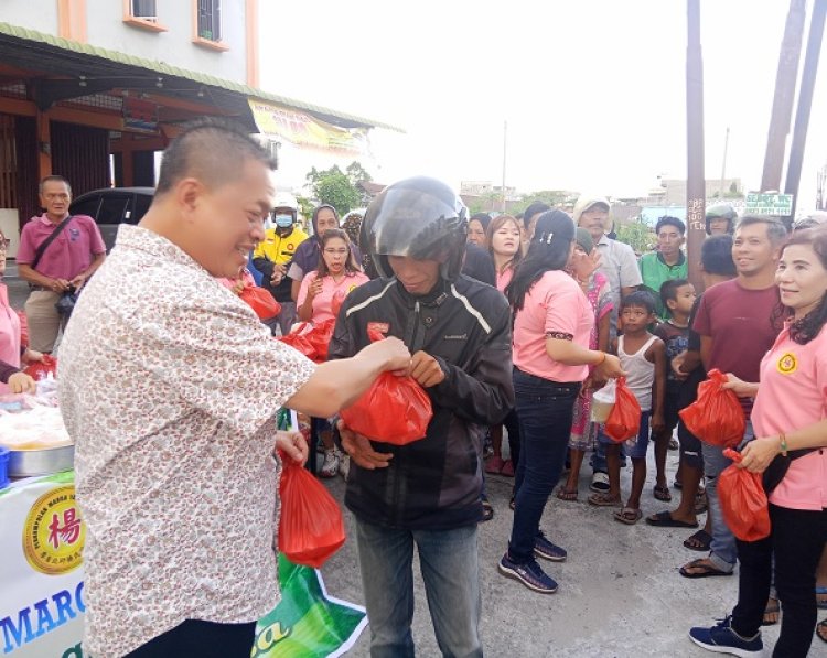 Aksi Sosial Di Bulan Ramadan, Perkumpulan Marga Yang Pekanbaru Bagikan 500 Paket Takjil Gratis
