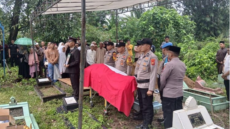 Pengabdian Di Malam Takbiran, AIPTU Apendra Meninggal Dunia Usai Hentikan Perang Mercun Di Kampar