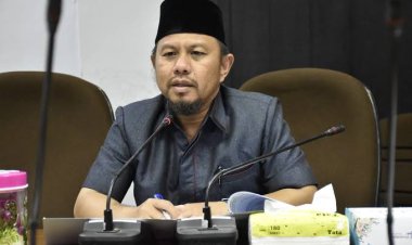 Desak Penertiban Tanpa Kompromi, DPRD Pekanbaru Ingatkan Satpol PP Jangan Jadi Backing PKL Liar