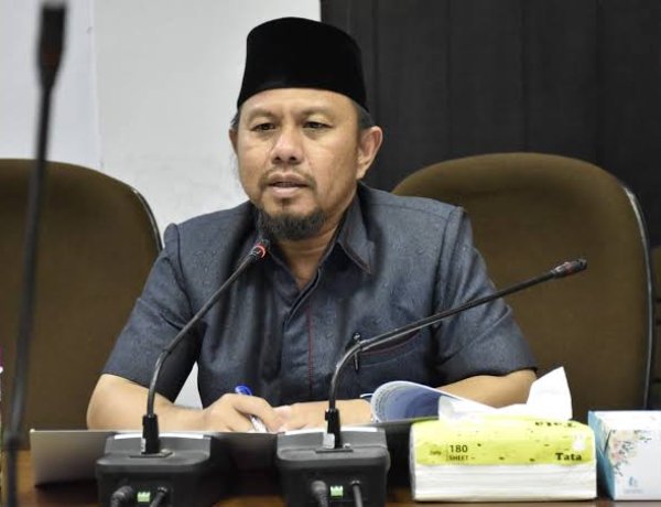 Desak Penertiban Tanpa Kompromi, DPRD Pekanbaru Ingatkan Satpol PP Jangan Jadi Backing PKL Liar