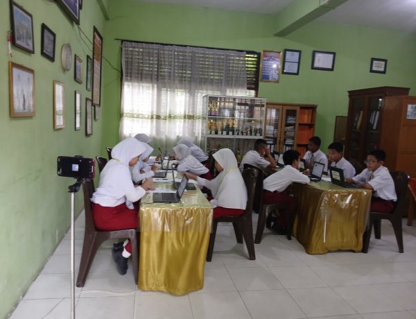 Keterbatasan Kapasitas WiFi, Ujian TKA Di SDN 88 Pekanbaru Digelar Secara Bertahap