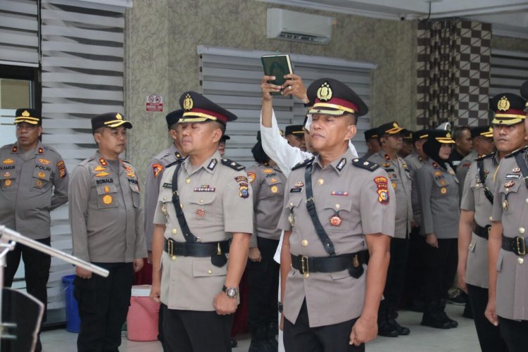 Perkuat Kinerja Pelayanan, Kapolresta Pekanbaru Pimpin Sertijab Sejumlah PJU Dan Kapolsek