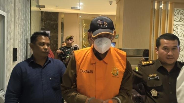 Kasus PMKS Rugikan Negara Rp30,8 Miliar, Kejati Riau Tahan Eks Sekretaris Dinas Koperasi Bengkalis