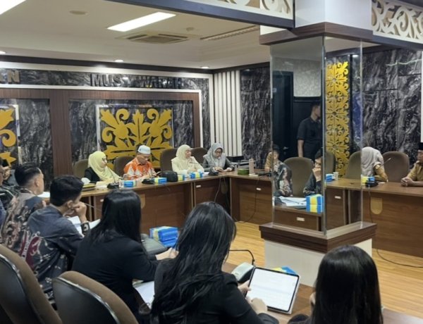 Redam Konflik Lewat Mediasi, DPRD Pekanbaru Fasilitasi Perdamaian Guru SDN 181 Dan Wali Murid
