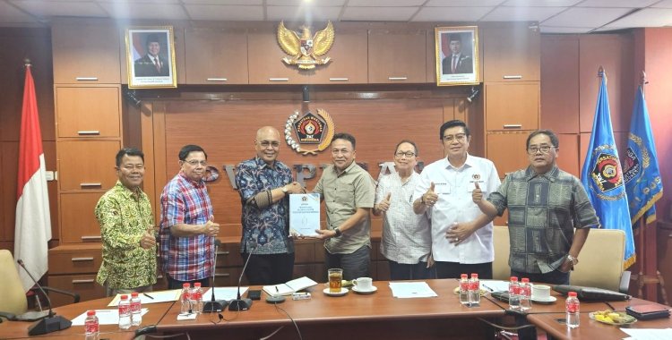 Gelar Rapat Khusus Secara Hybrid, PWI Pusat Finalisasi Naskah AD/ART Dan Kode Etik
