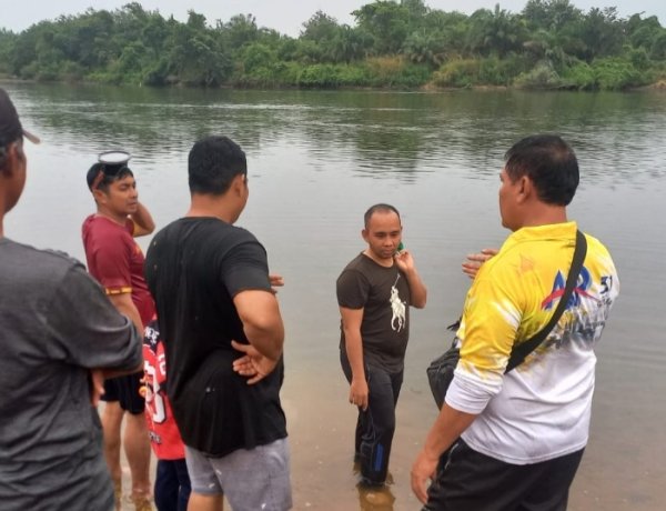 Niat Selamatkan Teman Dari Tenggelam, Pria Asal Bandung Hilang Terseret Arus Sungai Kampar