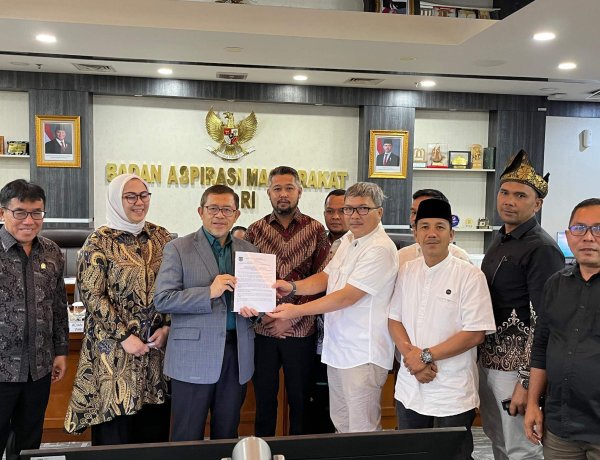 Klaim Kawasan Hutan Ancam Lahan Masyarakat, Kepala Desa Dan Apdesi Kemuning Inhil Mengadu Ke DPR RI