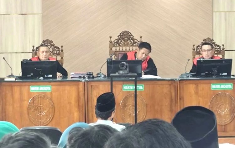 Jadi Saksi Di Sidang Abdul Wahid, UAS Ungkap Adanya Kesepakatan 16 Program Khusus Sebelum Pilgub Riau